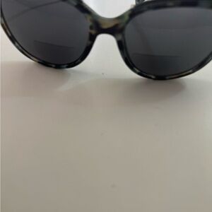 Sofia Vergara x Foster Grant Women’s Margarita Full Lens Sunreaders Cat-Eye
